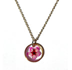 Collier pendantif résine fleur SPIREA séchée ROND mini ¤12mm sur chaine fine 38+5