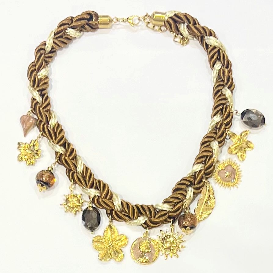 Collier Sierra