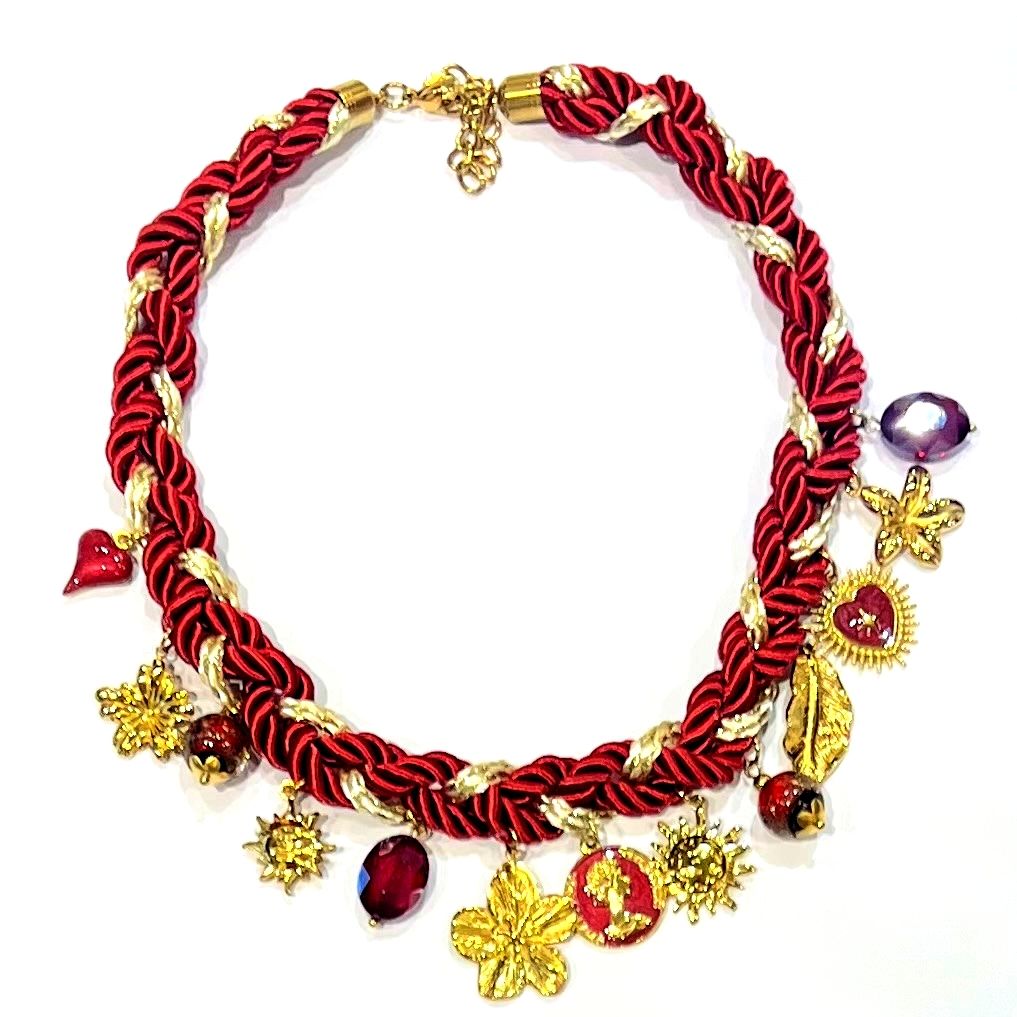 Collier Sierra
