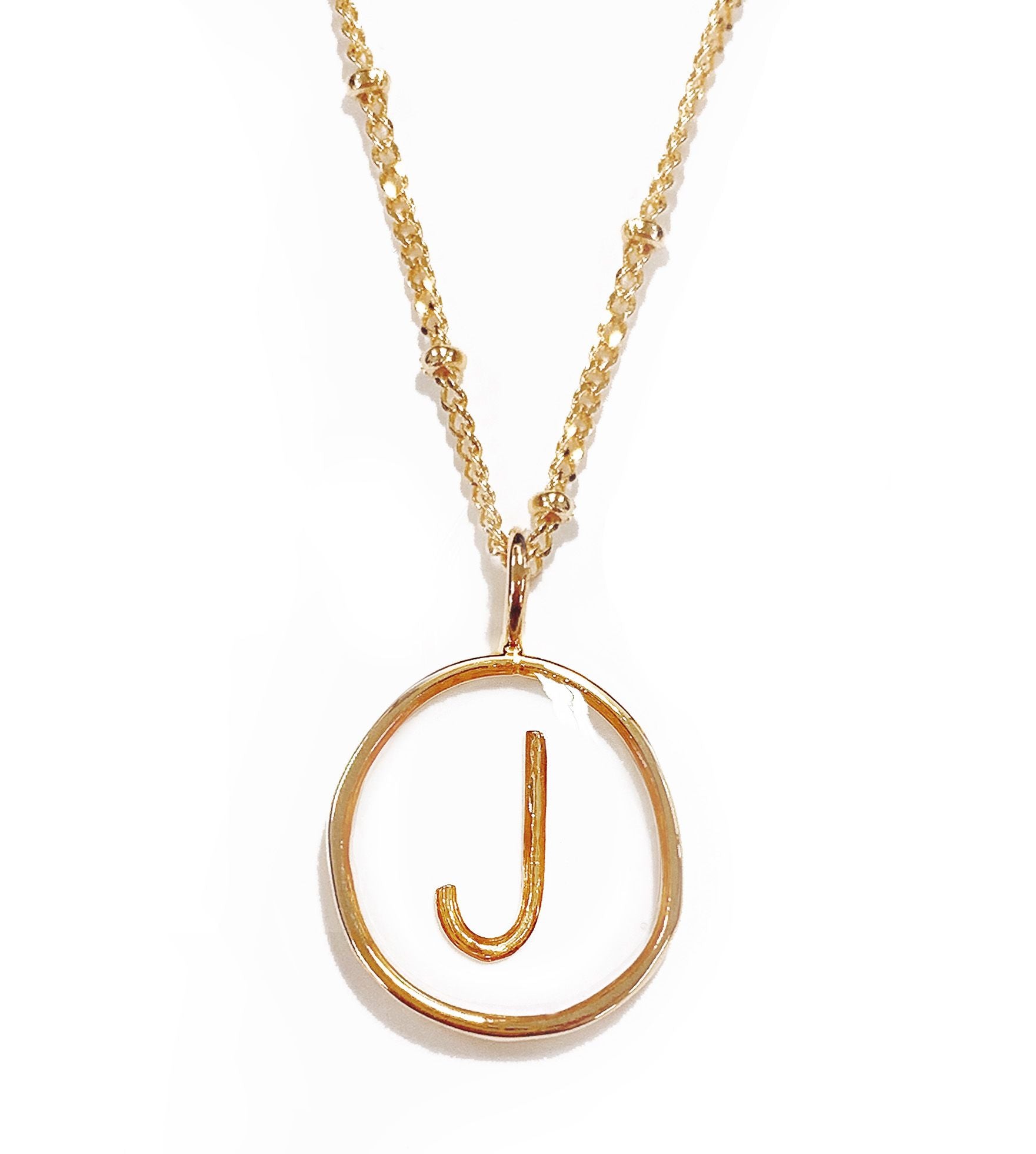 Collier lettre J doré en acier – minimaliste chic - 172833