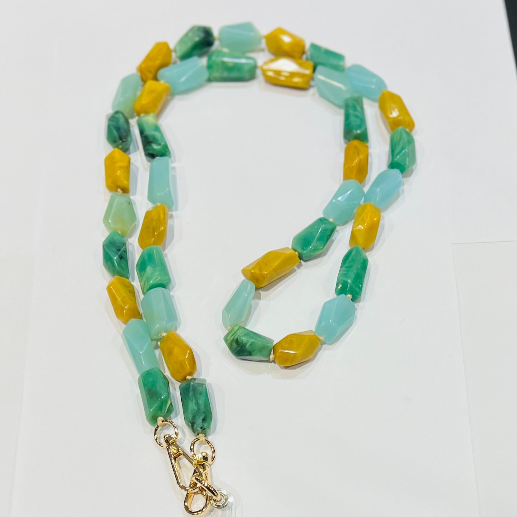 Chaîne téléphone pastel soir d'été