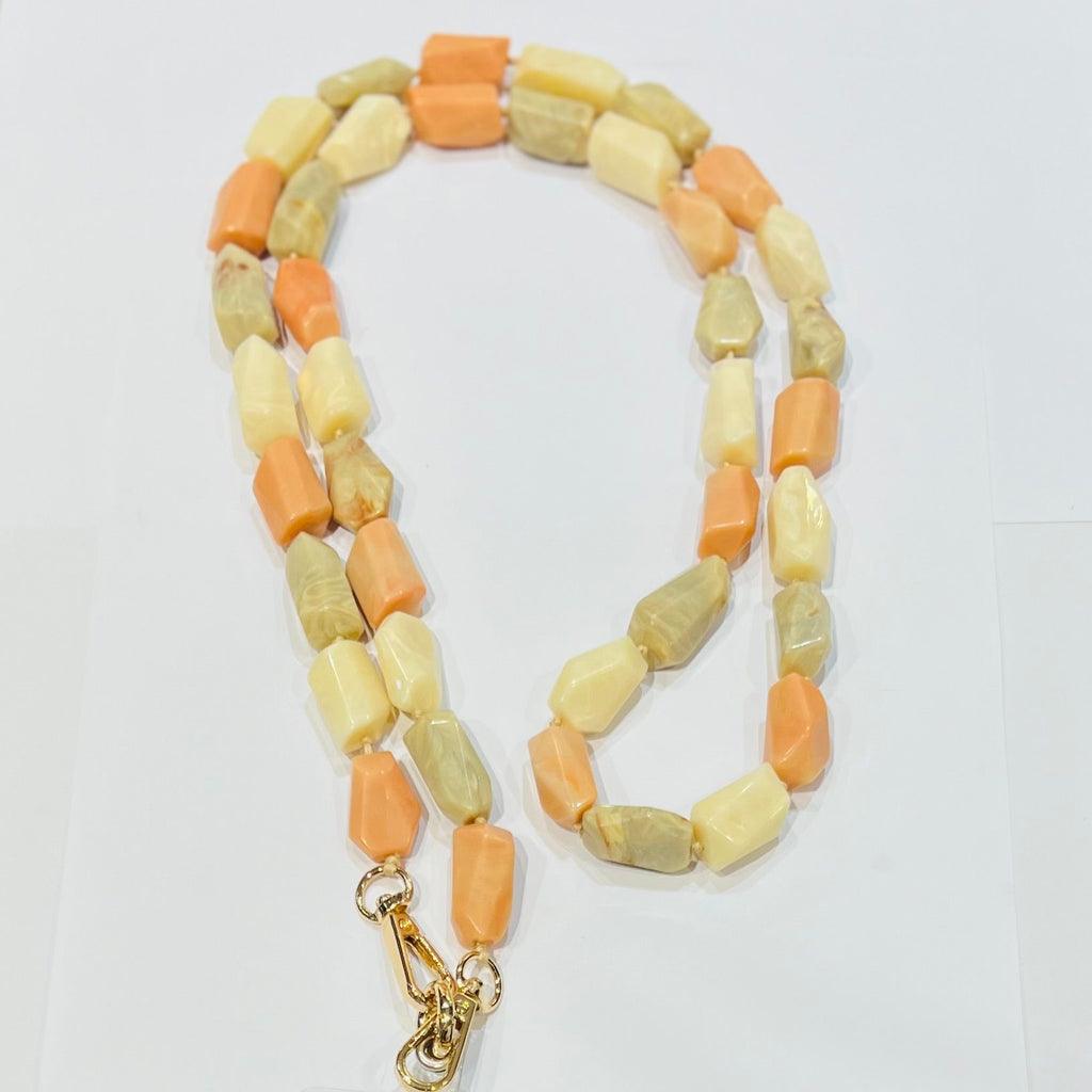 Chaîne téléphone pastel soir d'été