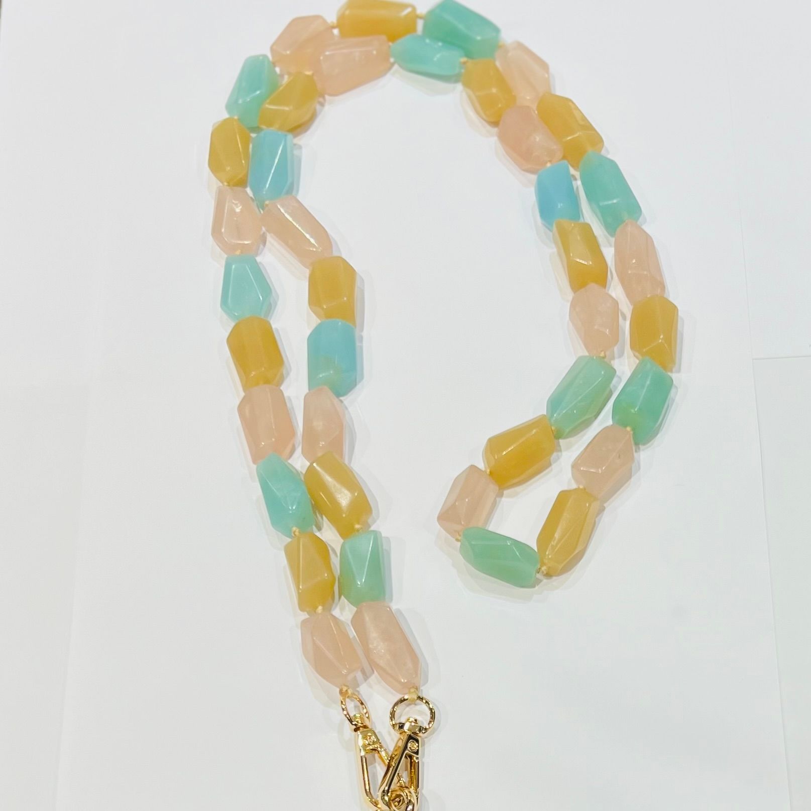 Chaîne téléphone pastel soir d'été